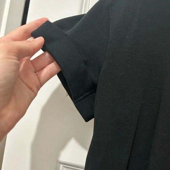 A new day boxy cuffed sleeve black shirt​ - Picture 4 of 6